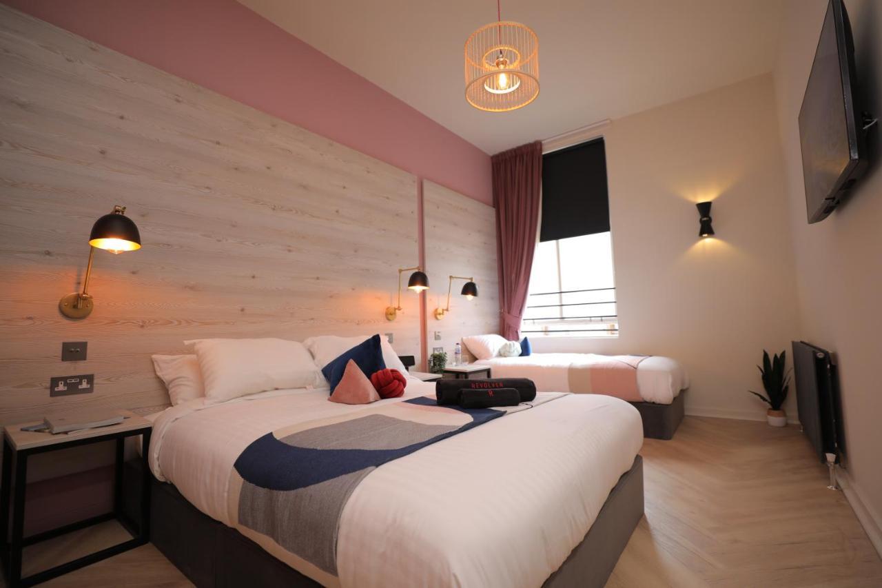 Double & Single Bed - Shared Facilities,1290606565:JPEG